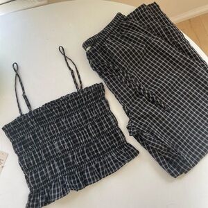 Black and White Seersucker Plaid Top and Pants Set - Medium